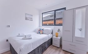Charming Studio Apartment in Central Sheffield